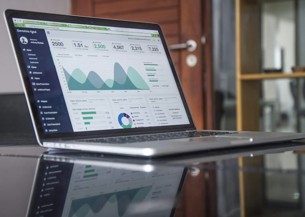 A Arquitetura do Pipeline B2B Previsível: Como Empresas Eliminam o Trabalho Braçal de CRM e Escalam Reuniões de Alto Ticket com SDR de IA no WhatsApp
