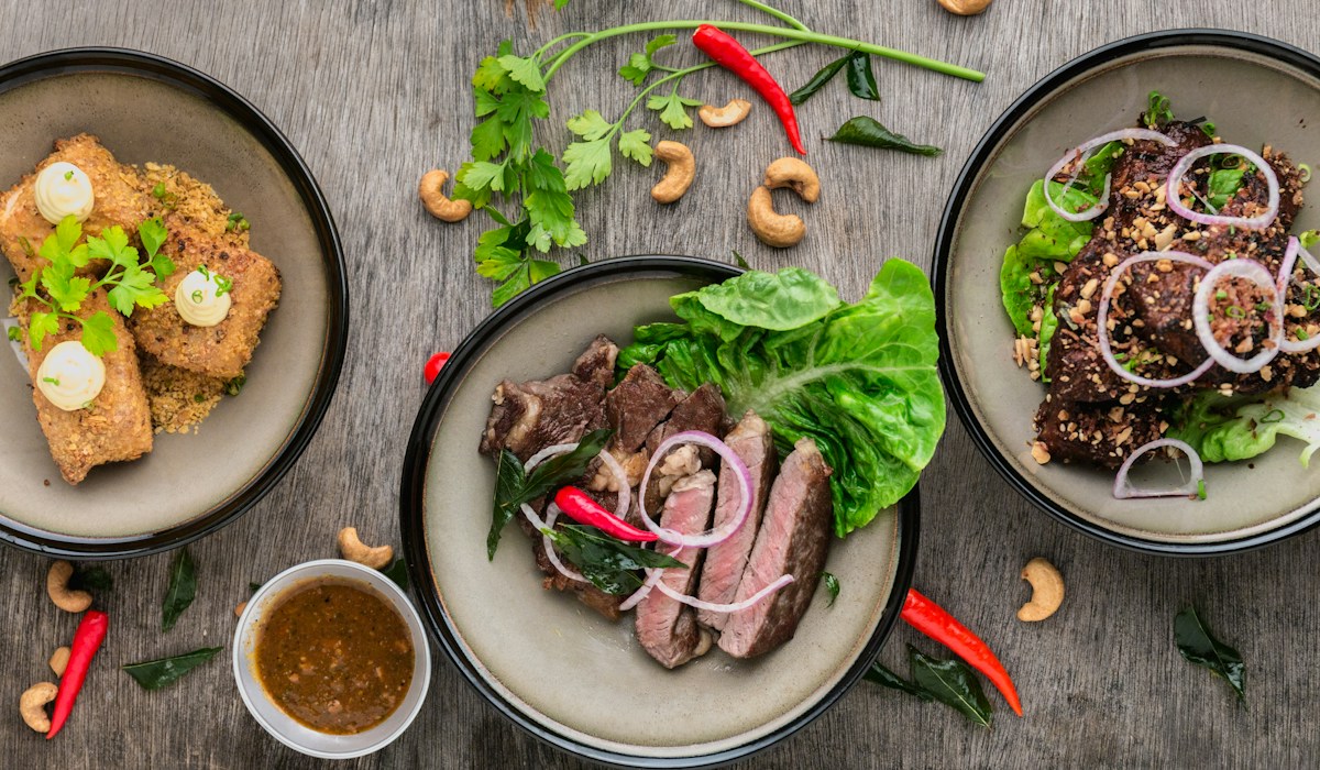 Banquete gastronômico servido com excelência representando a fidelidade do cliente ao restaurante