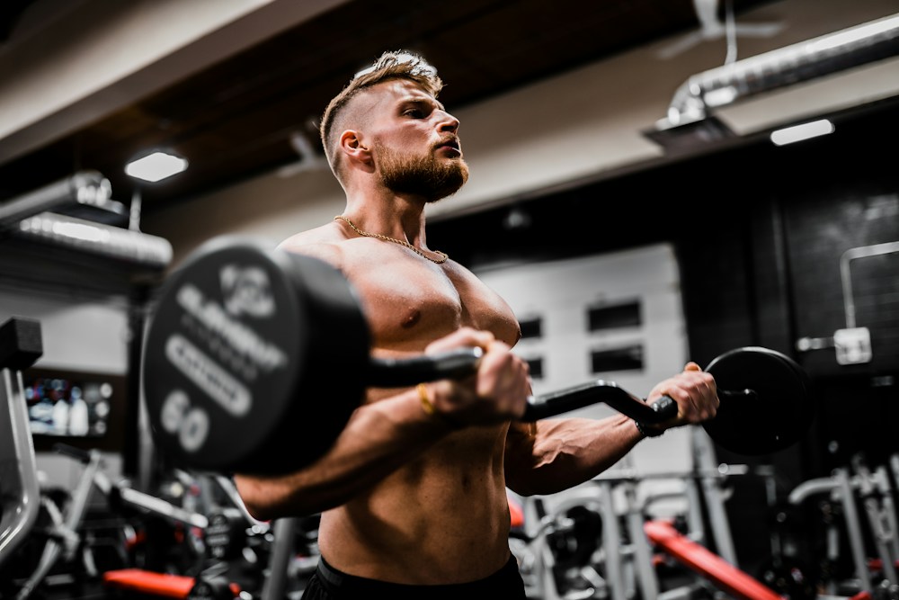 A Arquitetura da Retenção Fitness Autônoma: Como Academias e Studios Estancam o Churn do Segundo Mês, Blindam a Catraca no WhatsApp e Maximizam o Faturamento Recorrente